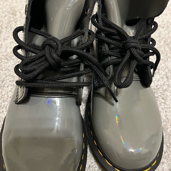 Dr. Martens 1460 Rainbow Patent Lace Up Boots Gunmetal Size 39 EU - Picture 8 of 9